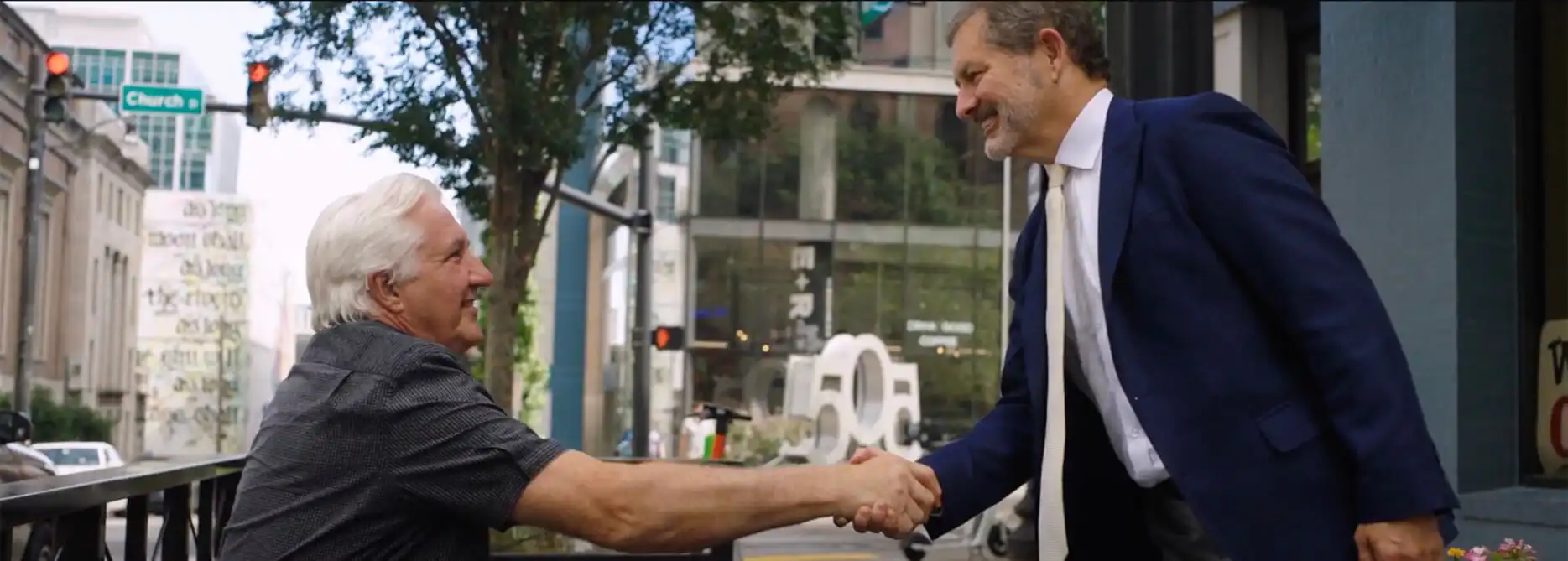 Attorney Jeff Roberts meeting with client in downtown Nashville